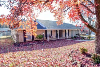 2820 Dallas Dr, Fort Smith, AR 72901