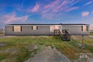 21720 Notus Rd, Greenleaf, ID 83626