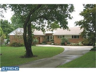 9 Bodo Otto Dr, Mickleton, NJ 08056
