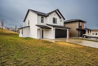 786 E 7th St, Sheridan, WY 82801