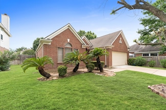 12214 Elk Meadow Dr, Stafford, TX 77477
