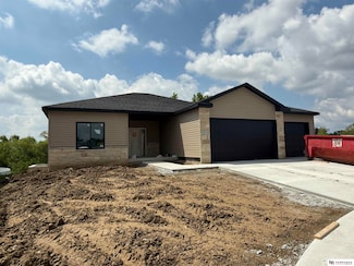 5431 W Sundowner Rd, Lincoln, NE 68528
