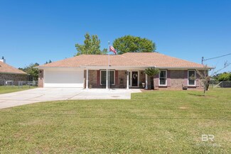 33895 Rosalia Ave, Lillian, AL 36549