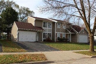588 Thorndale Dr, Elgin, IL 60120
