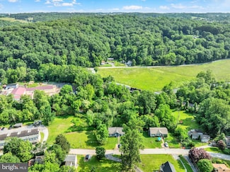 61 S Brandywine Ave, Coatesville, PA 19320