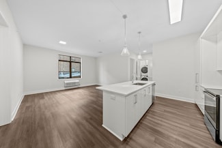 121 34th St Unit 314, Union City, NJ 07087