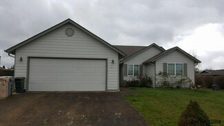 810 Arrow Leaf Ave, Harrisburg, OR 97446