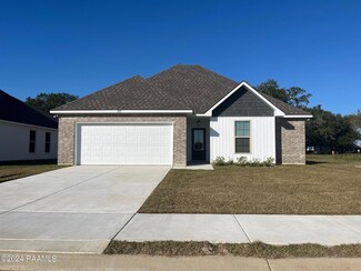 202 Nandina Dr, Scott, LA 70583