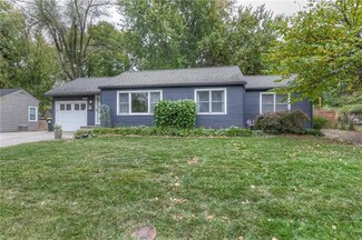 8133 Mackey St, Overland Park, KS 66204