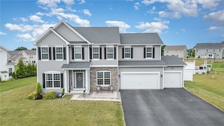 27 Gainsborough Place, West Henrietta, NY 14586