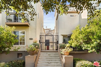 7301 W Manchester Ave Unit 113, Los Angeles, CA 90045