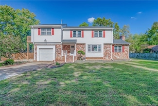 37 Little Florida Rd, Poquoson, VA 23662