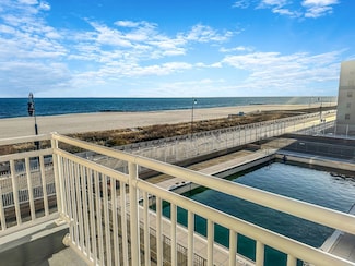 522 Shore Rd Unit 3G, Long Beach, NY 11561