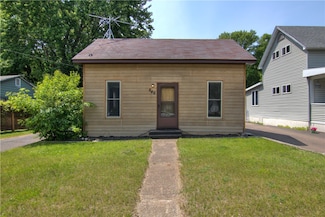 646 Park Ridge Dr, Eau Claire, WI 54703