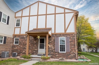 36511 Park Place Dr Unit 74, Sterling Heights, MI 48310