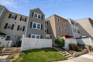 10 Appledowre Ct, Germantown, MD 20876