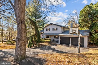 6 Goldfinch Dr, Reading, PA 19610