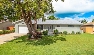 6431 NW 199th Ln, Hialeah, FL 33015