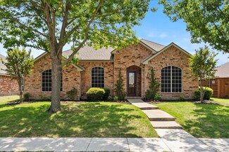 7802 Westover Dr, Rowlett, TX 75089