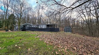 961 Glendale Rd, New Cumberland, WV 26047
