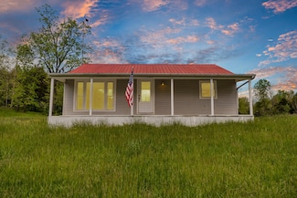 500 Rocky Rd, Salvisa, KY 40372