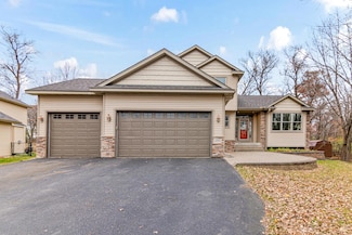 22922 Silverod St NW, Saint Francis, MN 55070