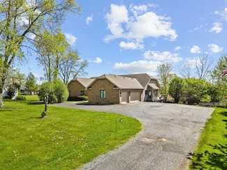 46 Mark Dr Unit 1, Hawthorn Woods, IL 60047