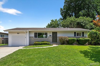 265 Francisca Dr, Florissant, MO 63031
