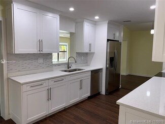 11529 SW 51st Ct, Cooper City, FL 33330