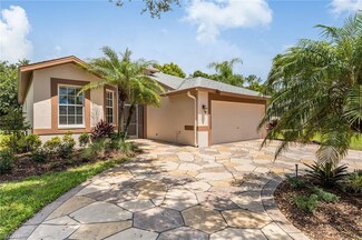732 Teton Ct, Naples, FL 34104