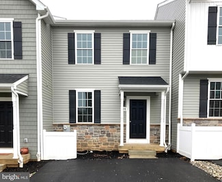 123 Holstein Dr Unit 161, Hanover, PA 17331