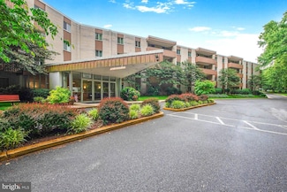 7505 Democracy Blvd Unit A-422, Bethesda, MD 20817