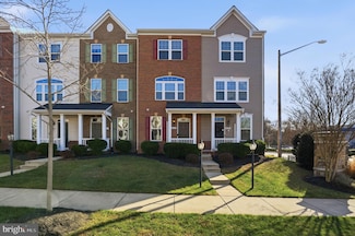 14619 Featherstone Gate Dr, Woodbridge, VA 22191