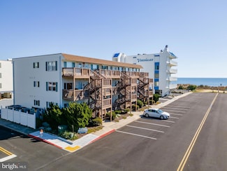 8 121st St Unit 202, Ocean City, MD 21842
