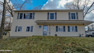 99 Woodside Ave, Newton, NJ 07860
