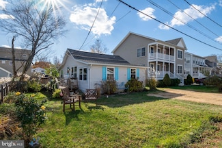 1213 Oak Ave, Shady Side, MD 20764