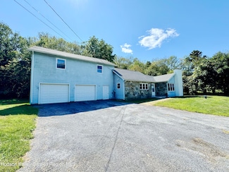 159 Hawleys Corners Rd, Highland, NY 12528