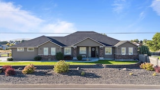 5805 Collins Rd, West Richland, WA 99353