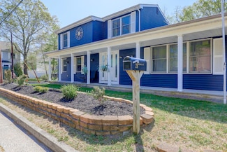 28 Duchess Ave, North Middletown, NJ 07748
