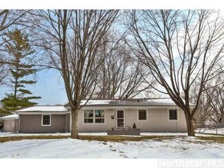 6825 29th Ave N, Minneapolis, MN 55427