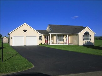 12413 Timelessview Dr, Chaffee, NY 14030