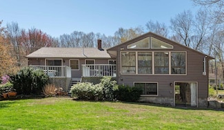 26 Merrill Dr, Atkinson, NH 03811