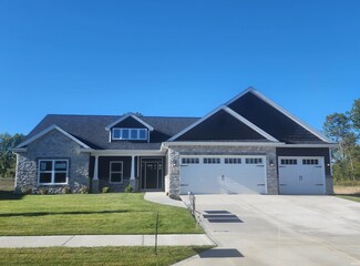 10271 Chestnut Creek Blvd, Fort Wayne, IN 46814