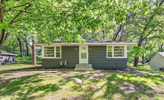 4701-4703 Twin Haven Rd, Minnetonka, MN 55343