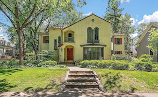 1921 Humboldt Ave S, Minneapolis, MN 55403