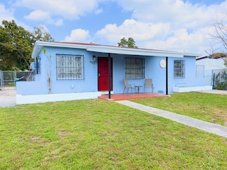 3595 NW 98th St, Miami, FL 33147