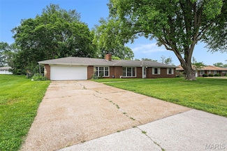 2291 Redman Rd, Saint Louis, MO 63136