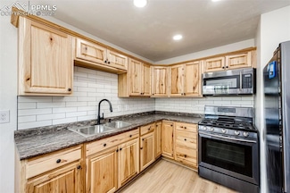 2222 Frontier Dr, Colorado Springs, CO 80911