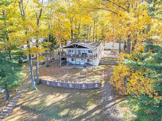 5053 Ruby Dr, Gladwin, MI 48624