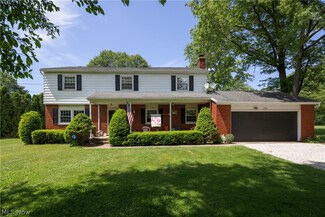3798 Alberta Dr, Norton, OH 44203